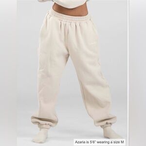 Comfrt Signature Sweatpants